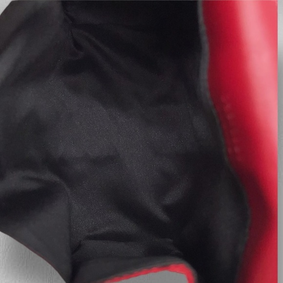 Pre-Loved Gucci Cosmetic Pouch - Red Canvas - Picture 8 of 8